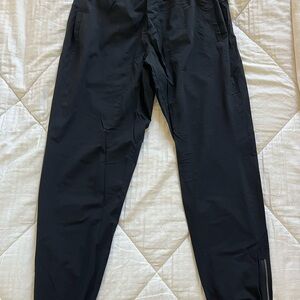 Lululemon Men’s Large Pace Breaker Joggers